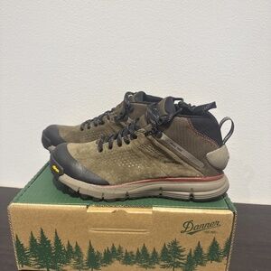 Danners Trail 2650 Mid GTX Size 8.5 Mens New in Box!